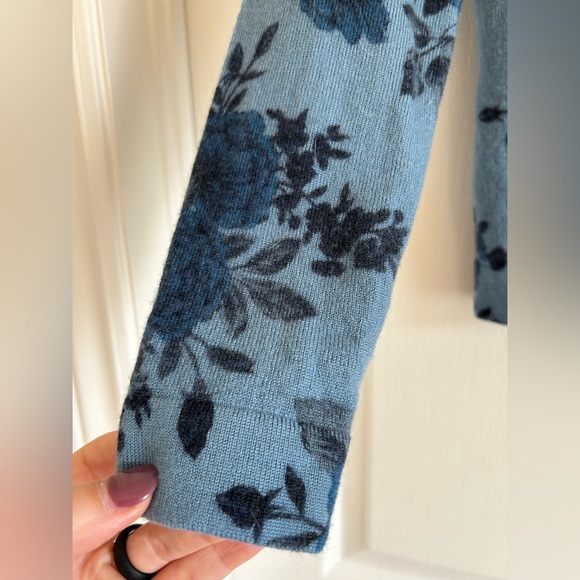 Merino Wool Cardigan - Size small - Picture 5 of 5